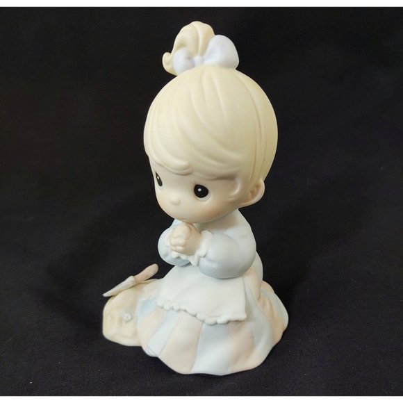 Precious Moments "Sowing the Seeds of Love" 1992 Members Only, #PM-922, - Picture 2 of 8